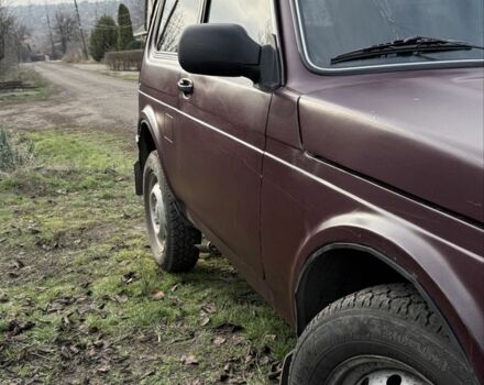 Червоний ВАЗ 21214, об'ємом двигуна 1.7 л та пробігом 131 тис. км за 3500 $, фото 4 на Automoto.ua