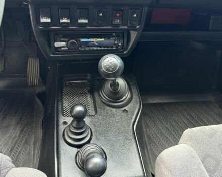 Красный ВАЗ 21214, объемом двигателя 1.7 л и пробегом 60 тыс. км за 4950 $, фото 14 на Automoto.ua