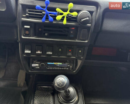 Червоний ВАЗ 21214, об'ємом двигуна 1.7 л та пробігом 60 тис. км за 4950 $, фото 22 на Automoto.ua