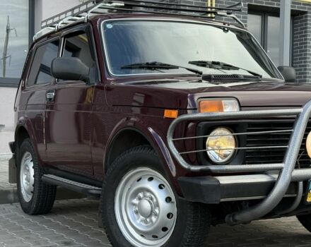 Красный ВАЗ 21214, объемом двигателя 1.7 л и пробегом 60 тыс. км за 4950 $, фото 4 на Automoto.ua