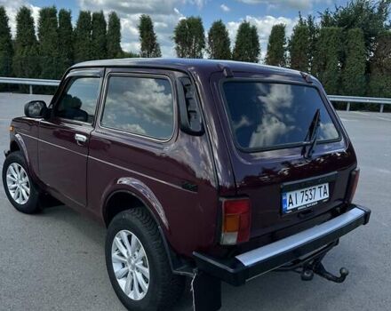 Червоний ВАЗ 21214, об'ємом двигуна 1.69 л та пробігом 213 тис. км за 5500 $, фото 1 на Automoto.ua