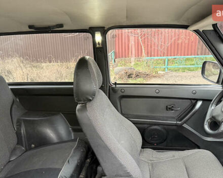 Красный ВАЗ 21214, объемом двигателя 1.69 л и пробегом 80 тыс. км за 3500 $, фото 11 на Automoto.ua