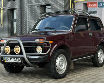 Червоний ВАЗ 21214, об'ємом двигуна 1.7 л та пробігом 60 тис. км за 4950 $, фото 6 на Automoto.ua