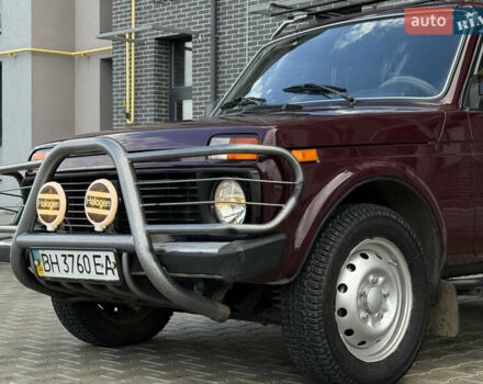 Червоний ВАЗ 21214, об'ємом двигуна 1.7 л та пробігом 60 тис. км за 4950 $, фото 9 на Automoto.ua