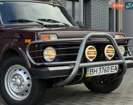 Червоний ВАЗ 21214, об'ємом двигуна 1.7 л та пробігом 60 тис. км за 4950 $, фото 3 на Automoto.ua