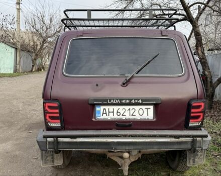 Червоний ВАЗ 21214, об'ємом двигуна 1.7 л та пробігом 131 тис. км за 3500 $, фото 5 на Automoto.ua