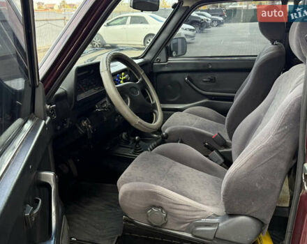 Червоний ВАЗ 21214, об'ємом двигуна 1.7 л та пробігом 60 тис. км за 4950 $, фото 19 на Automoto.ua