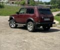 Красный ВАЗ 21214, объемом двигателя 1.7 л и пробегом 180 тыс. км за 4000 $, фото 1 на Automoto.ua