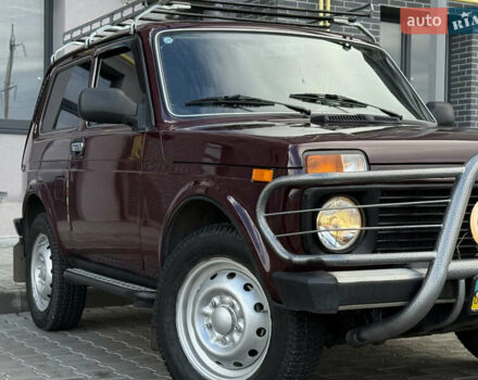 Червоний ВАЗ 21214, об'ємом двигуна 1.7 л та пробігом 60 тис. км за 4950 $, фото 2 на Automoto.ua