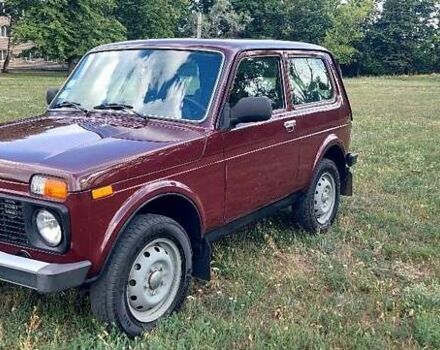 Червоний ВАЗ 21214, об'ємом двигуна 1.7 л та пробігом 35 тис. км за 6900 $, фото 9 на Automoto.ua