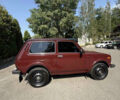 Красный ВАЗ 21214, объемом двигателя 1.69 л и пробегом 168 тыс. км за 4900 $, фото 11 на Automoto.ua