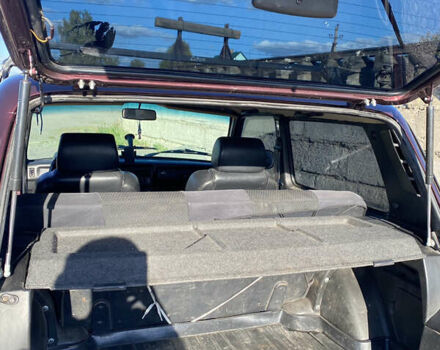 Красный ВАЗ 21214, объемом двигателя 1.69 л и пробегом 71 тыс. км за 5000 $, фото 4 на Automoto.ua