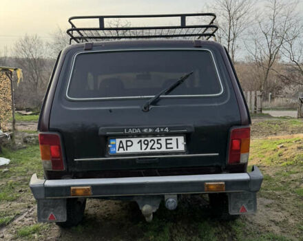 Красный ВАЗ 21214, объемом двигателя 1.7 л и пробегом 123 тыс. км за 4800 $, фото 3 на Automoto.ua