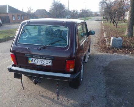 Красный ВАЗ 21214, объемом двигателя 1.7 л и пробегом 65 тыс. км за 5500 $, фото 2 на Automoto.ua