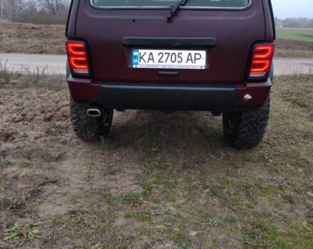 Красный ВАЗ 21214, объемом двигателя 1.7 л и пробегом 223 тыс. км за 3500 $, фото 12 на Automoto.ua