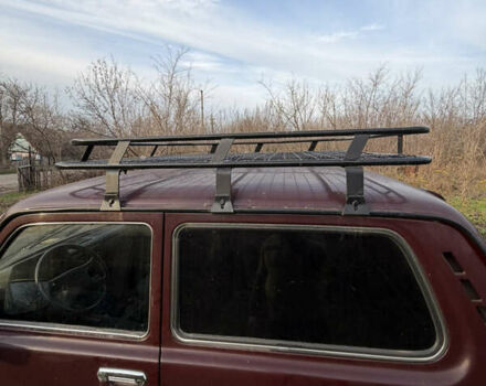 Красный ВАЗ 21214, объемом двигателя 1.7 л и пробегом 123 тыс. км за 4800 $, фото 8 на Automoto.ua