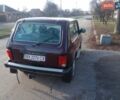 Красный ВАЗ 21214, объемом двигателя 1.7 л и пробегом 65 тыс. км за 5500 $, фото 1 на Automoto.ua