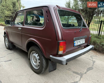 Червоний ВАЗ 21214, об'ємом двигуна 1.7 л та пробігом 239 тис. км за 3600 $, фото 2 на Automoto.ua