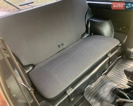 Красный ВАЗ 21214, объемом двигателя 1.69 л и пробегом 142 тыс. км за 5200 $, фото 14 на Automoto.ua