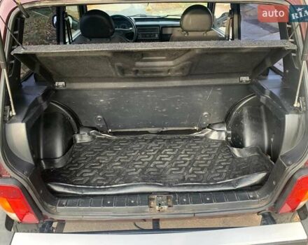 Красный ВАЗ 21214, объемом двигателя 1.69 л и пробегом 142 тыс. км за 5200 $, фото 15 на Automoto.ua