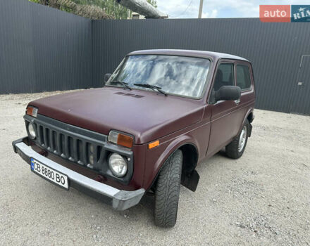 Красный ВАЗ 21214, объемом двигателя 1.69 л и пробегом 239 тыс. км за 3700 $, фото 26 на Automoto.ua