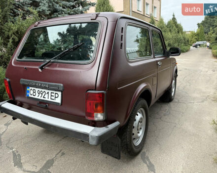 Червоний ВАЗ 21214, об'ємом двигуна 1.7 л та пробігом 239 тис. км за 3600 $, фото 13 на Automoto.ua