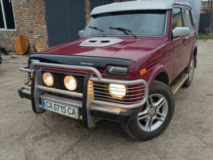 Красный ВАЗ 21214, объемом двигателя 1.7 л и пробегом 225 тыс. км за 3200 $, фото 1 на Automoto.ua