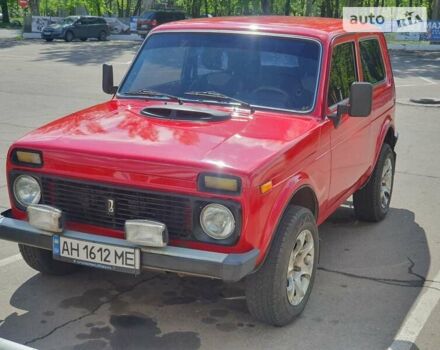Красный ВАЗ 21214, объемом двигателя 0 л и пробегом 200 тыс. км за 3900 $, фото 1 на Automoto.ua