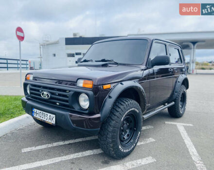 Красный ВАЗ 21214, объемом двигателя 1.7 л и пробегом 120 тыс. км за 7500 $, фото 1 на Automoto.ua