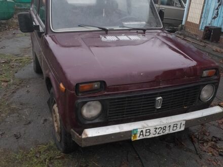 ВАЗ 21214 2006 в Немирове на Automoto.ua Красный ВАЗ 21214, объемом двигателя 1 л и пробегом 600 тыс. км за 1328 $, фото 1 на Automoto.ua