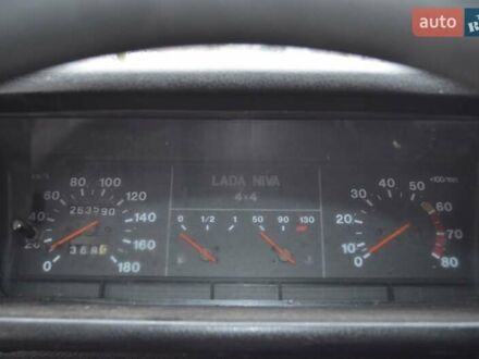 ВАЗ 21214 2006 у Києві на Automoto.ua Червоний ВАЗ 21214, об'ємом двигуна 1.69 л та пробігом 263 тис. км за 2000 $, фото 1 на Automoto.ua