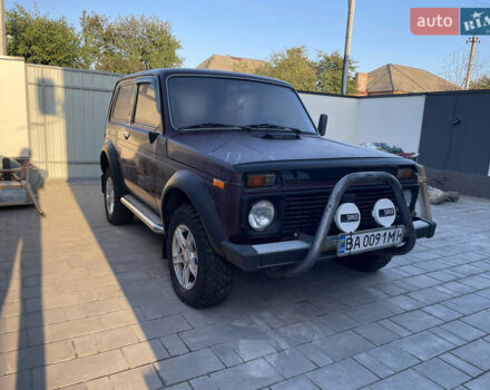 Червоний ВАЗ 21214, об'ємом двигуна 1.7 л та пробігом 97 тис. км за 3600 $, фото 1 на Automoto.ua