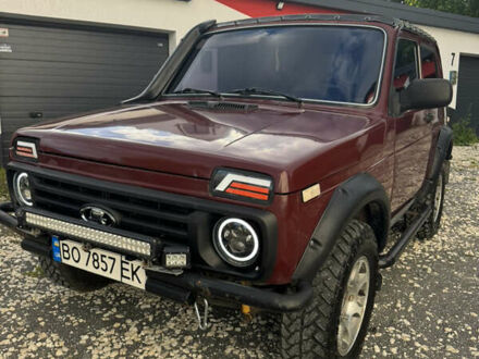 ВАЗ 21214 2007 в Кременце на Automoto.ua Красный ВАЗ 21214, объемом двигателя 1.7 л и пробегом 186 тыс. км за 4099 $, фото 1 на Automoto.ua