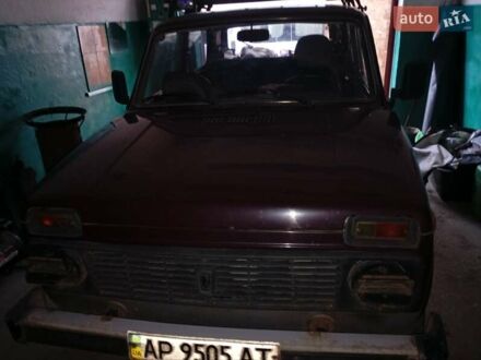 Червоний ВАЗ 21214, об'ємом двигуна 1.7 л та пробігом 65 тис. км за 3000 $, фото 1 на Automoto.ua