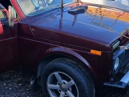 Красный ВАЗ 21214, объемом двигателя 0 л и пробегом 140 тыс. км за 5820 $, фото 1 на Automoto.ua