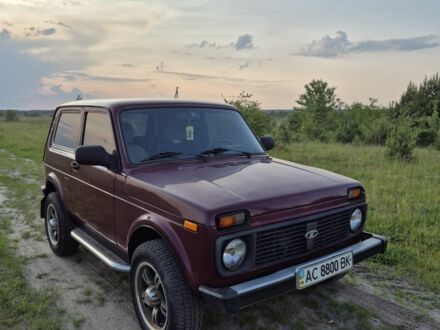 ВАЗ 21214 2009 в Луцке на Automoto.ua Красный ВАЗ 21214, объемом двигателя 1.7 л и пробегом 48 тыс. км за 3200 $, фото 1 на Automoto.ua
