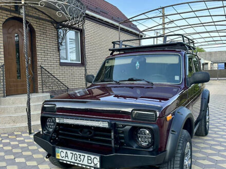 ВАЗ 21214 2011 в Благовещенское (Ульяновка) на Automoto.ua Красный ВАЗ 21214, объемом двигателя 1.69 л и пробегом 49 тыс. км за 5800 $, фото 1 на Automoto.ua