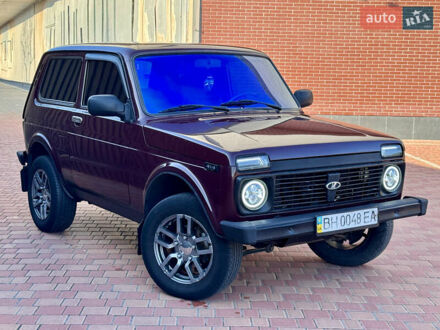 ВАЗ 21214 2013 у Одесі на Automoto.ua Червоний ВАЗ 21214, об'ємом двигуна 1.7 л та пробігом 160 тис. км за 4600 $, фото 1 на Automoto.ua