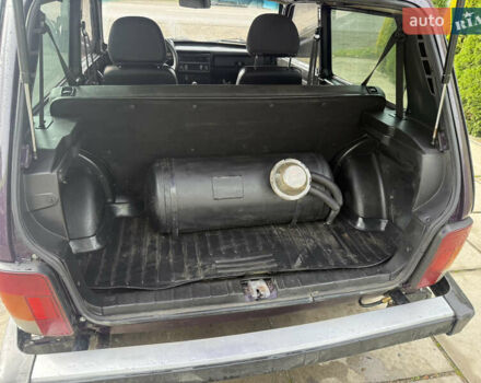 ВАЗ 21214, объемом двигателя 1.7 л и пробегом 119 тыс. км за 6399 $, фото 11 на Automoto.ua