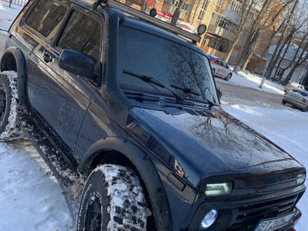 ВАЗ 21214 2007 у Хмельницькому на Automoto.ua ВАЗ 21214, об'ємом двигуна 1.7 л та пробігом 20 тис. км за 8500 $, фото 1 на Automoto.ua