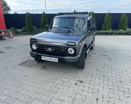 Сірий ВАЗ 21214, об'ємом двигуна 1.7 л та пробігом 98 тис. км за 4900 $, фото 1 на Automoto.ua