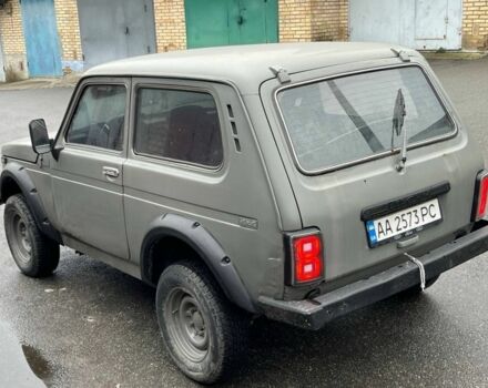 Синий ВАЗ 21214, объемом двигателя 1.7 л и пробегом 150 тыс. км за 2350 $, фото 4 на Automoto.ua