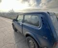 Синій ВАЗ 21214, об'ємом двигуна 0 л та пробігом 300 тис. км за 2800 $, фото 1 на Automoto.ua