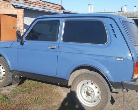 Синий ВАЗ 21214, объемом двигателя 1.7 л и пробегом 115 тыс. км за 4400 $, фото 6 на Automoto.ua