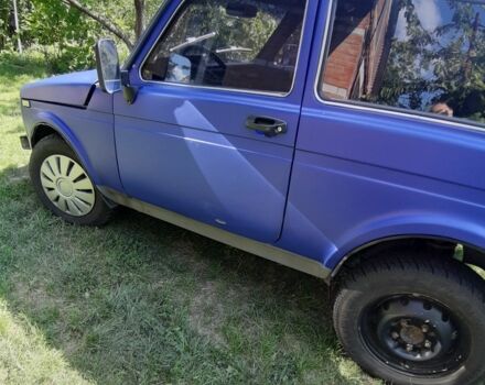 Синий ВАЗ 21214, объемом двигателя 1.7 л и пробегом 200 тыс. км за 1693 $, фото 4 на Automoto.ua