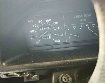 Синий ВАЗ 21214, объемом двигателя 1.7 л и пробегом 74 тыс. км за 4300 $, фото 10 на Automoto.ua