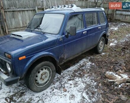 Синій ВАЗ 21214, об'ємом двигуна 1.8 л та пробігом 250 тис. км за 3100 $, фото 2 на Automoto.ua