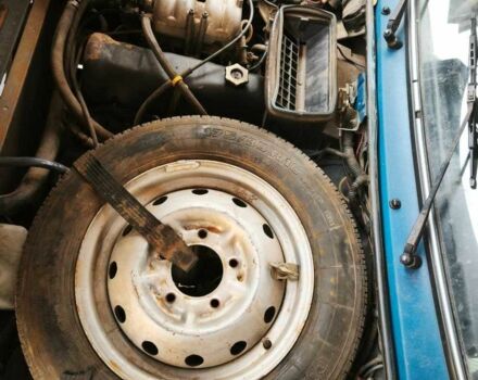 Синий ВАЗ 21214, объемом двигателя 1.7 л и пробегом 74 тыс. км за 4300 $, фото 6 на Automoto.ua