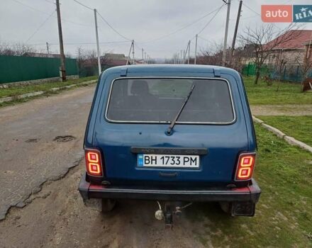 Синий ВАЗ 21214, объемом двигателя 1.7 л и пробегом 186 тыс. км за 3200 $, фото 3 на Automoto.ua