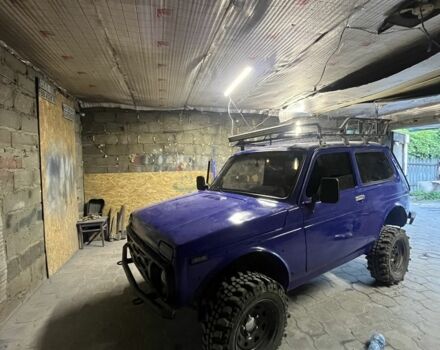 Синій ВАЗ 21214, об'ємом двигуна 1.7 л та пробігом 145 тис. км за 3350 $, фото 2 на Automoto.ua
